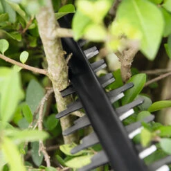 Bosch AHS 55-20 Li Cordless Hedge Trimmer -Cheap Hozelock || Kettler || Bosch Store ahs 50 20li teeth