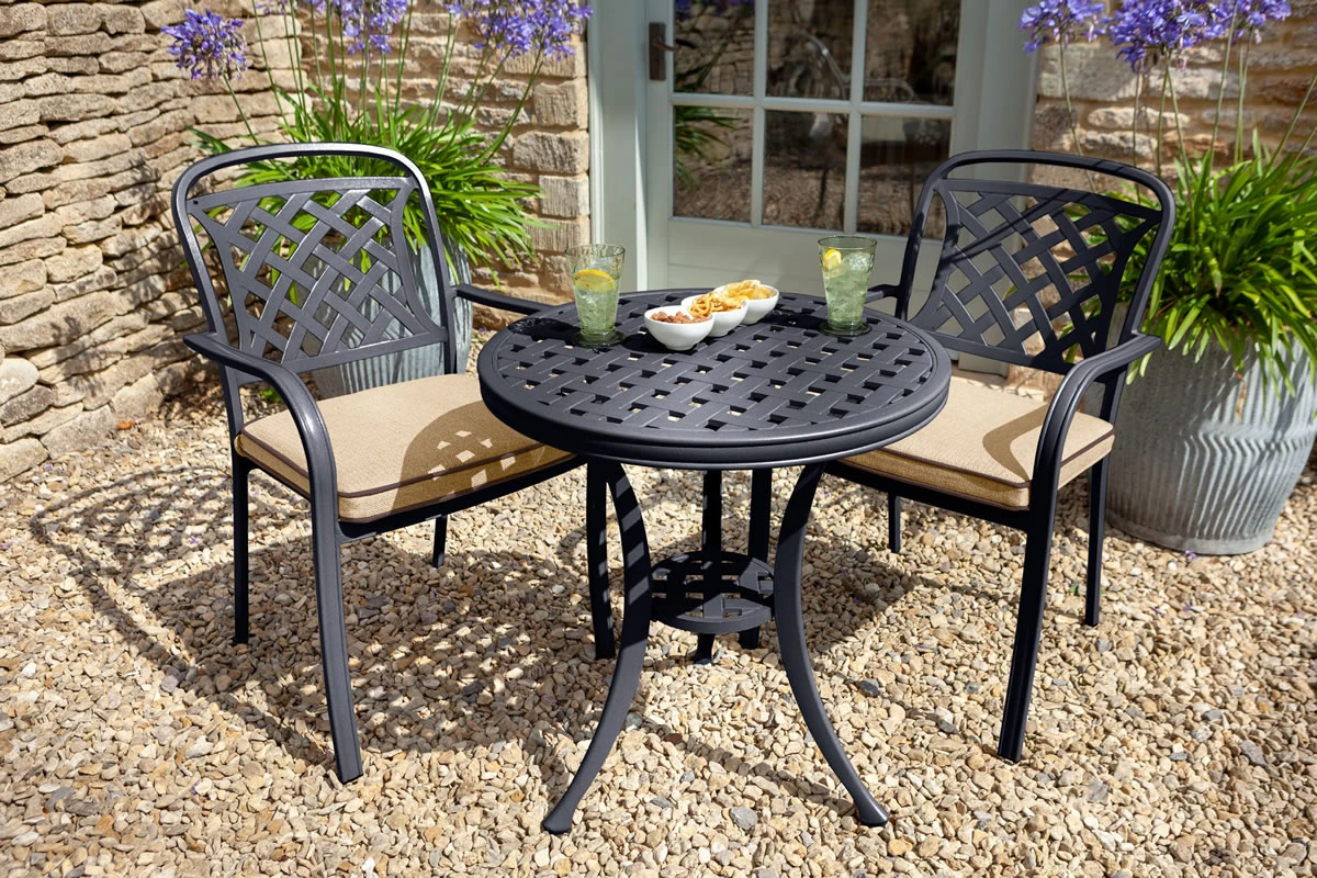 Hartman Berkeley Bistro Set In Bronze / Amber 1 Hartman Berkeley Bistro Set In Bronze / Amber