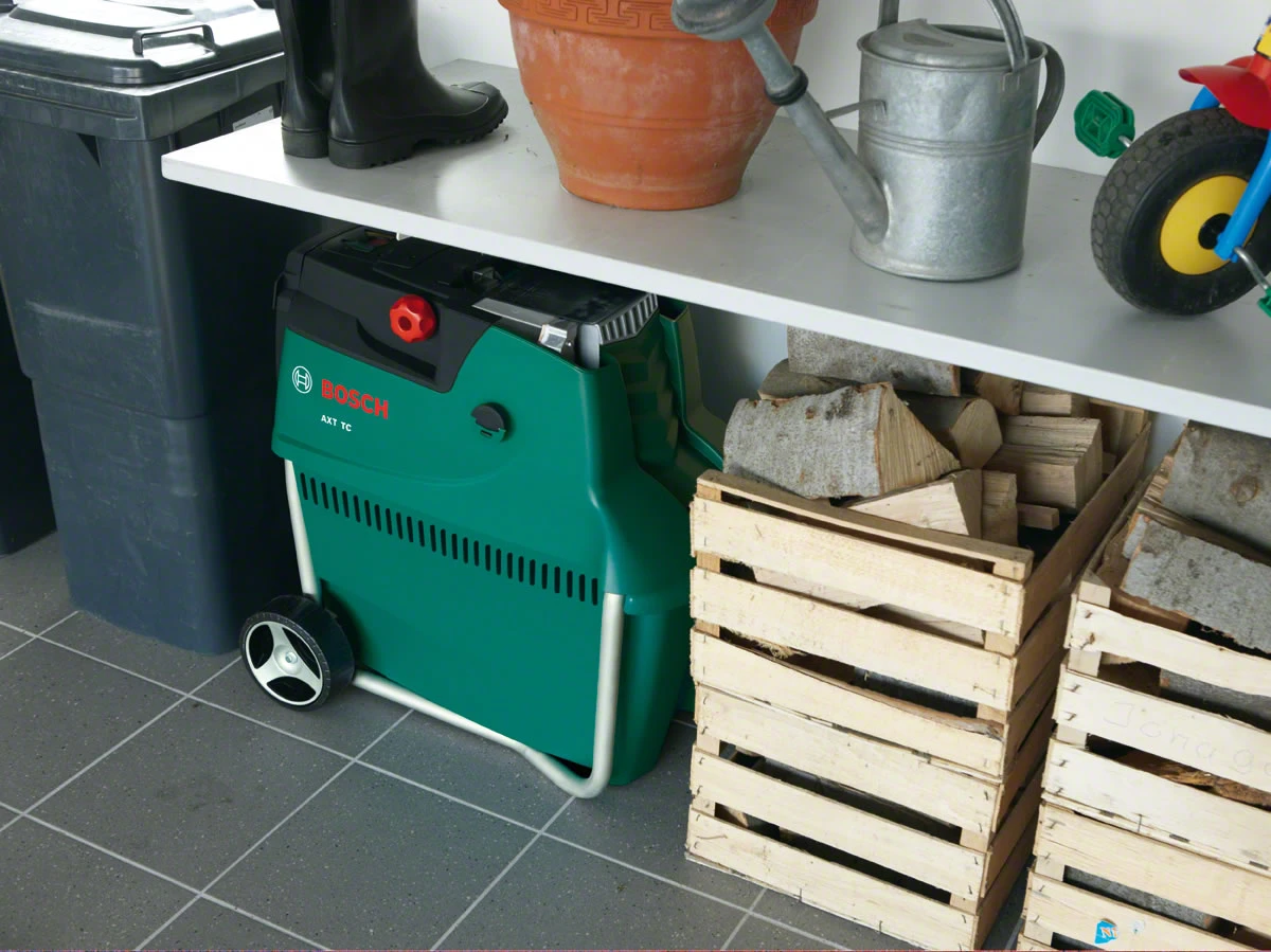 Bosch 2500W Quiet Shredder AXT 25TC 2 Bosch 2500W Quiet Shredder AXT 25TC - Image 2
