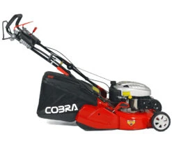 Cobra 46cm Self Propelled Petrol Mower, Rear Roller, Electric Start 5 Cobra 46cm Self Propelled Petrol Mower, Rear Roller, Electric Start -Cheap Hozelock || Kettler || Bosch Store cobra RM46SPCE side giant