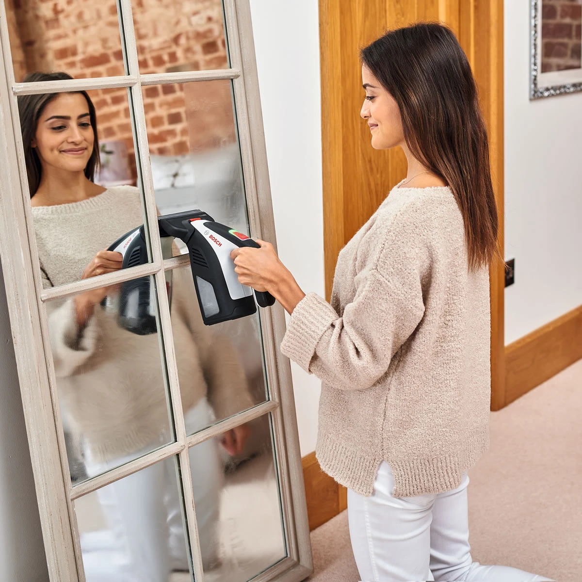 Bosch GlassVAC Window Cleaner 2 Bosch GlassVAC Window Cleaner - Image 2