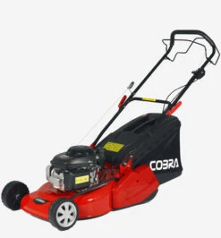Cobra 18" Self Propelled Petrol Lawnmower